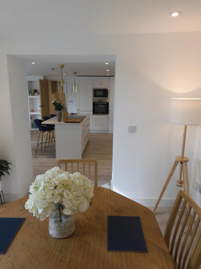 Fabulous Ground Floor Apt Adjacent To Beach Rhosneigr Exterior photo