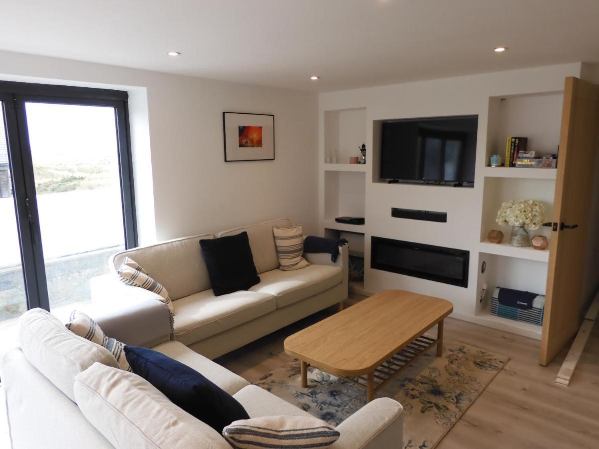 Fabulous Ground Floor Apt Adjacent To Beach Rhosneigr Exterior photo